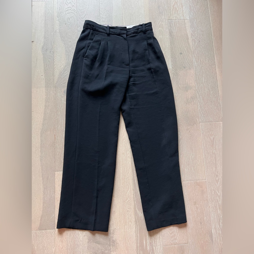 Aritzia effortless pants in black